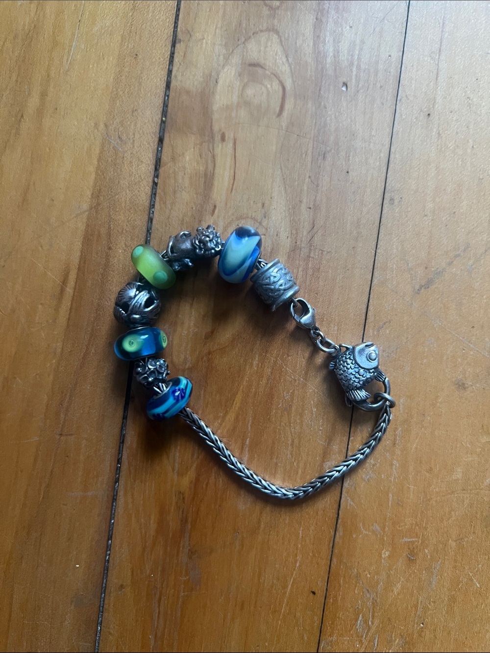 925 Silver bracelet with silver and glass beads